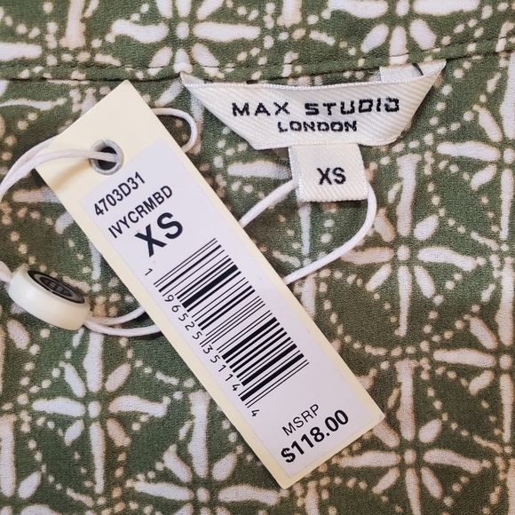 Max Studio Blouse Size XSmall Green Floral Ruffle Peasant Boho - Picture 10 of 13